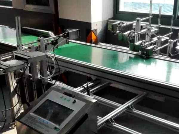 高解析噴碼機(jī) 高解析噴碼機(jī)